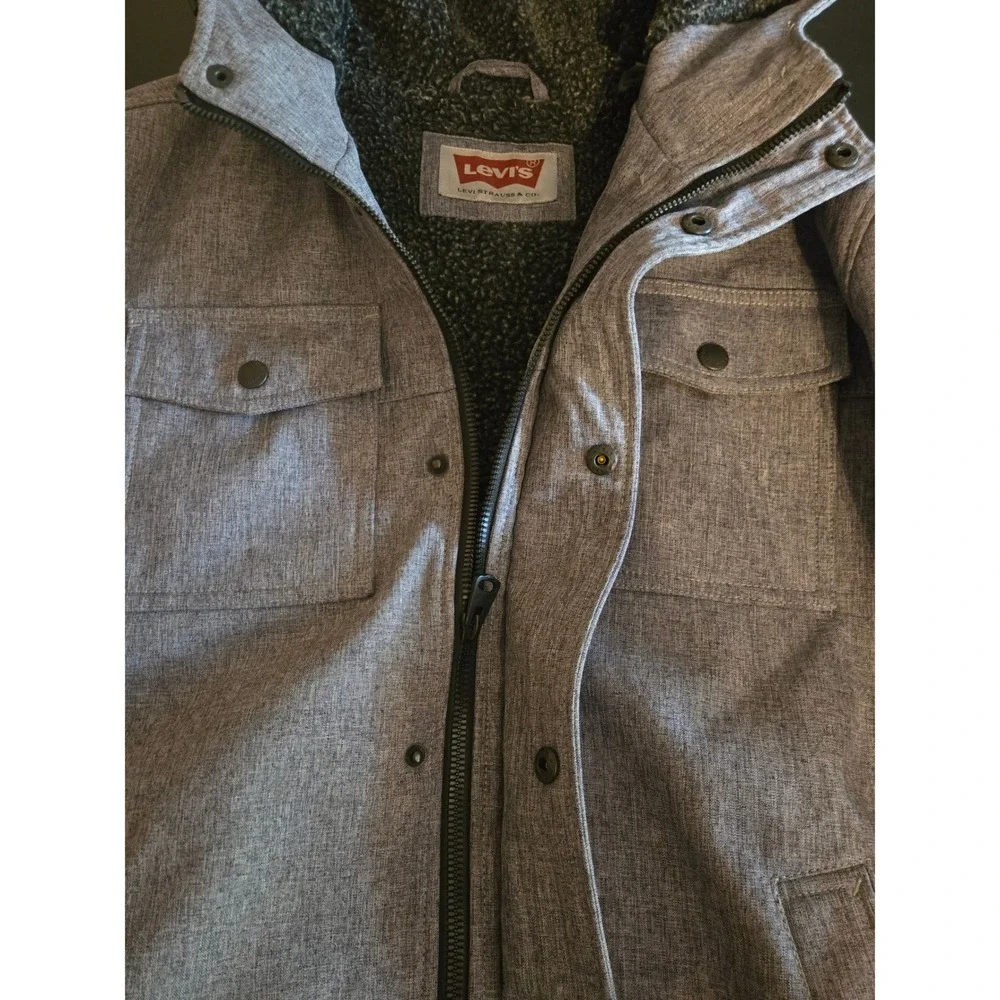 Levis Mens‎ Medium Gray Hooded Softshell Jacket Sherpa Lined Full Zip Coat